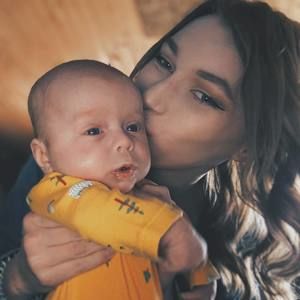 Meet your Posher, Julia